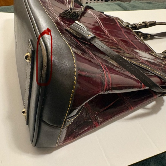 Dooney & Bourke Red Croc Embossed Leather Tote Bag | Large Shoulder Purse - Picture 14 of 15